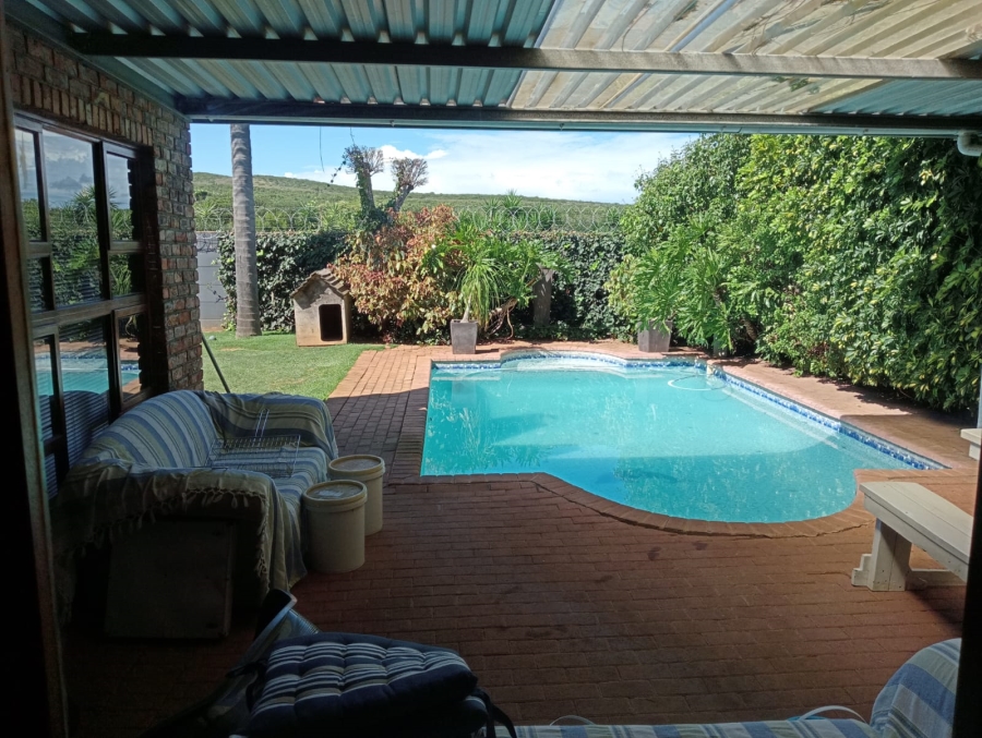 3 Bedroom Property for Sale in Campher Park Eastern Cape
